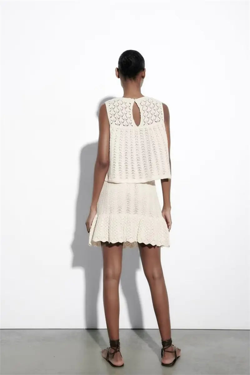 2023 Summer Fashion Knit Set with Floral Mesh Top & Skirt